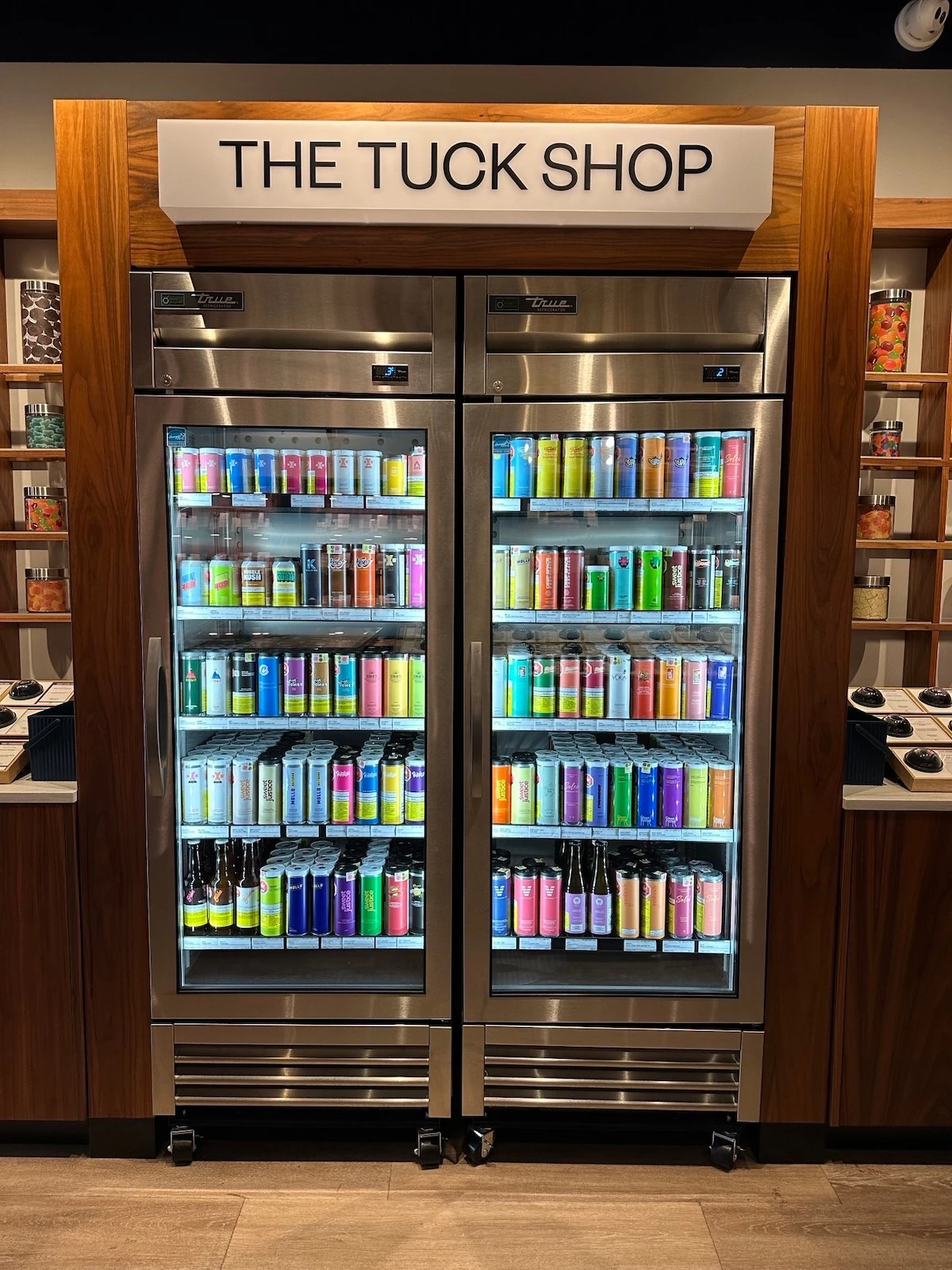 elfbar nachfüll pod läuft aus Still The Best Summer Smoke and Vape Shop in Dallas main image 1