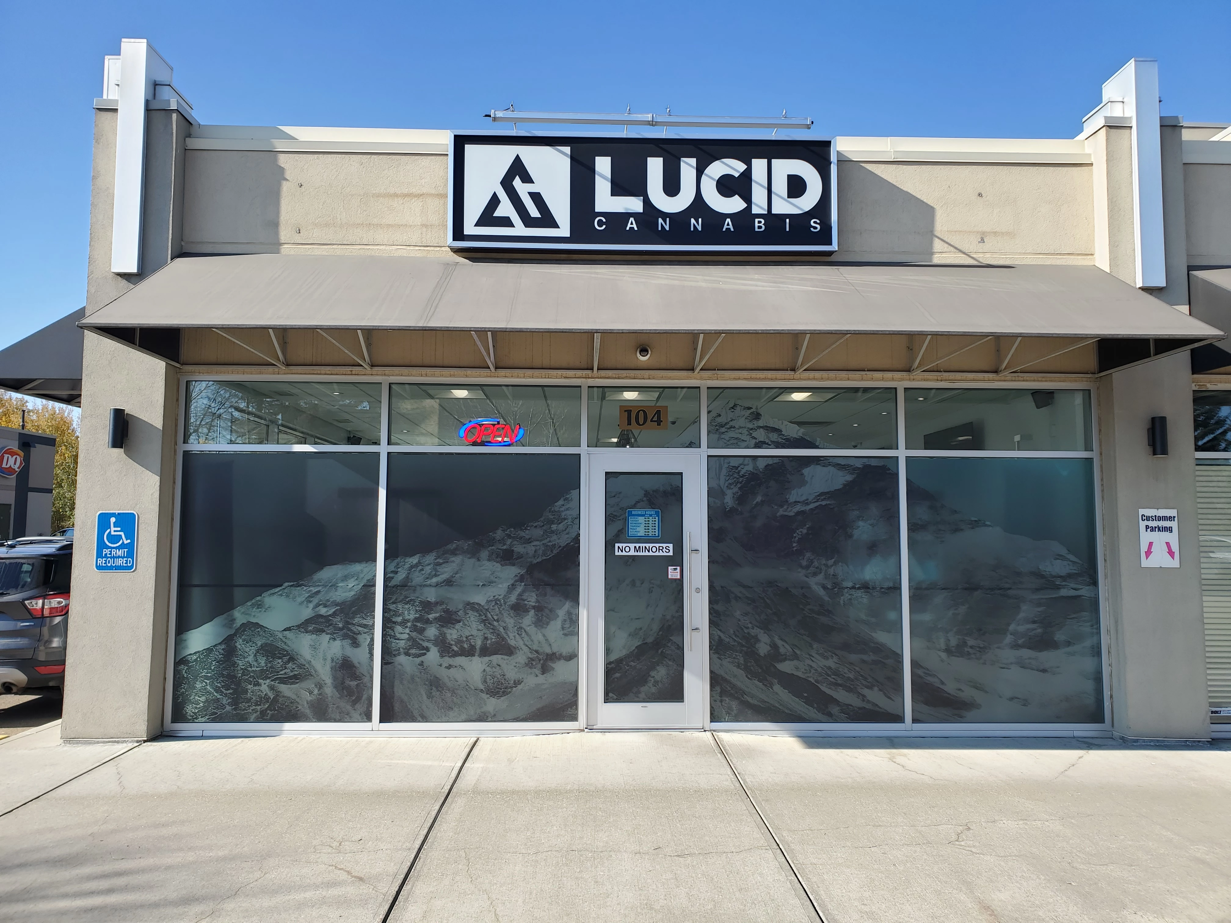 Spruce Grove McLeod Image 1