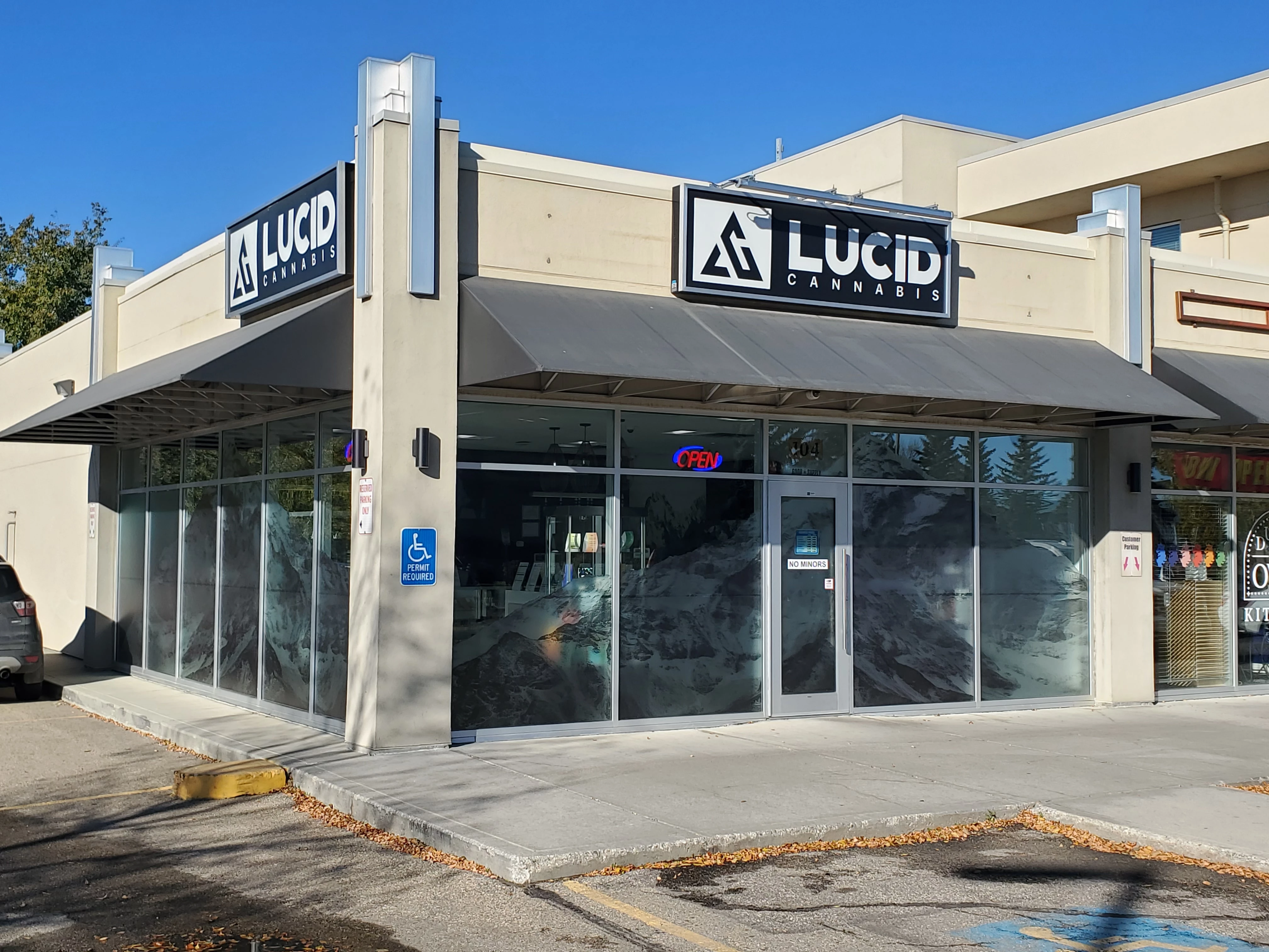 Spruce Grove McLeod Image 8